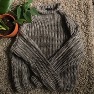 Gray Kendal & Kylie sweater